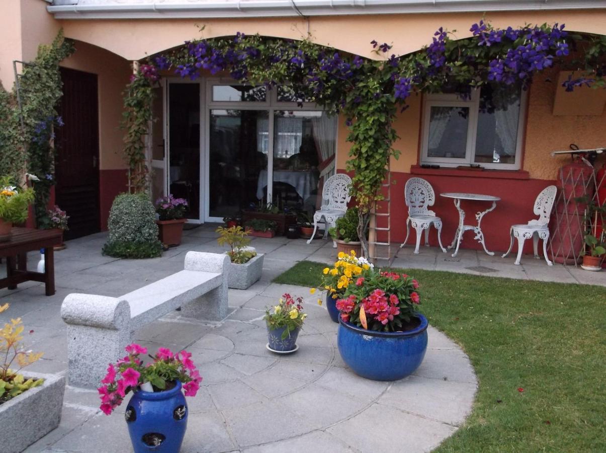 את'לון Villa St.John B&B מראה חיצוני תמונה